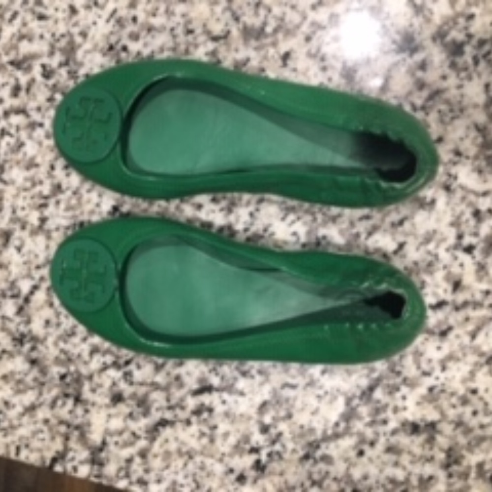 Tory Burch Minnie Patent Travel Ballet Flat- Green